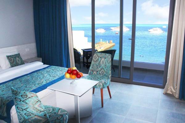 Deluxe Single Room with Sea View - Accommodation