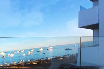 Deluxe Single Room with Sea View9